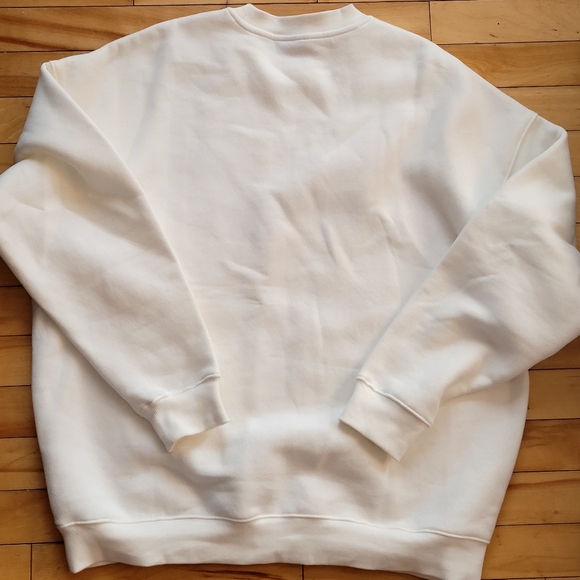 Core '20 Sweatshirt - Picture 4 of 5